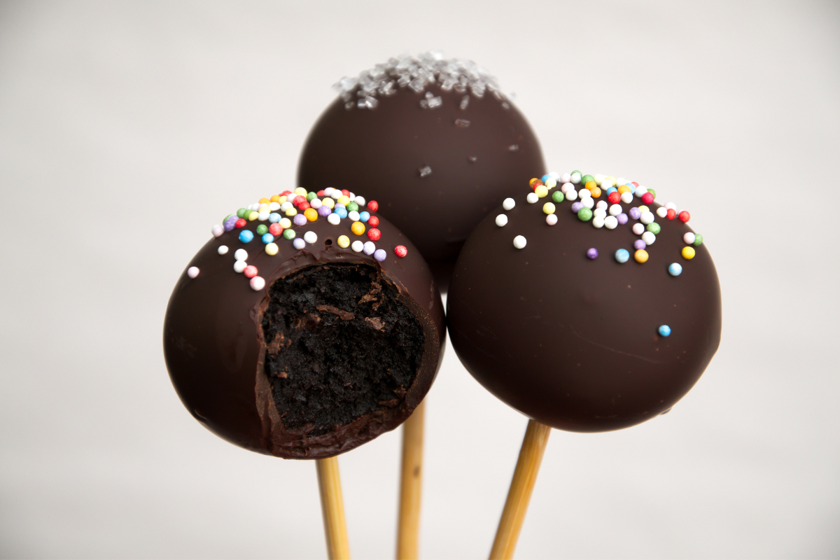 10 Stunning Chocolate Cake Pop Recipes To Enhance Your Taste