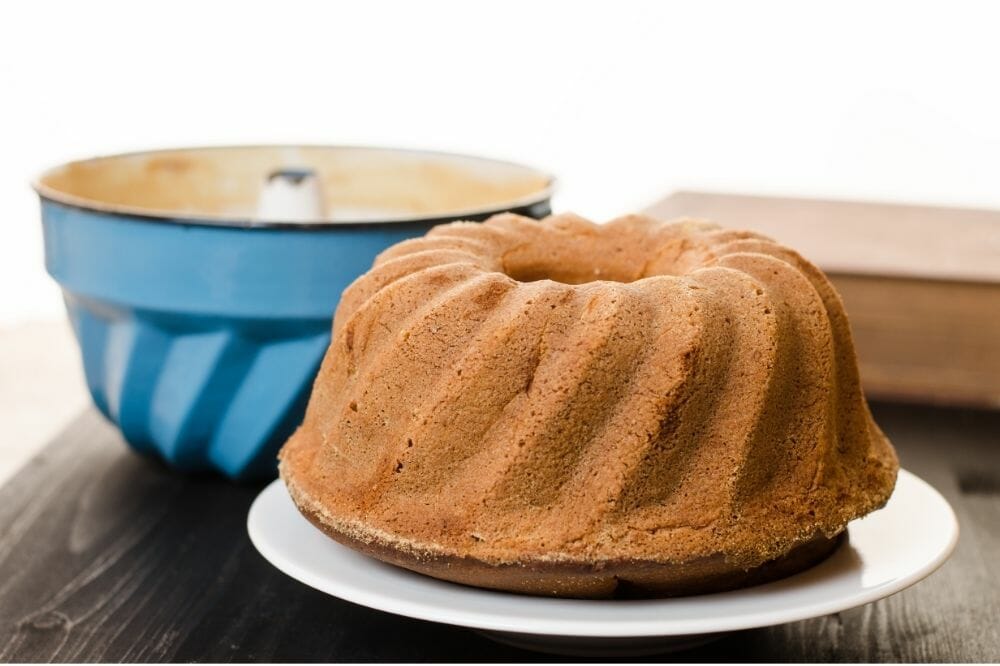 15 Delicious Root Beer Bundt Cake Recipes For A Perfect Treat